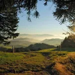 شقة Urlaub Auf 1.000 Meter Hoehe Mit Pool Und Sauna
