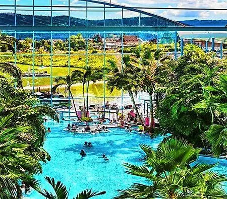 Urlaub Auf 1.000 Meter Hoehe Mit Pool Und Sauna *